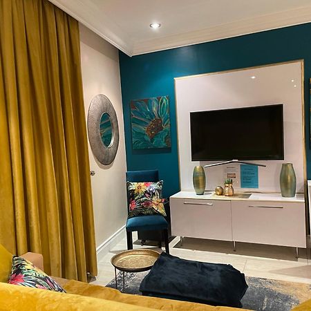 Luxury Apartment, Near V&A Waterfront And Cpt Stadium Cape Town Bagian luar foto