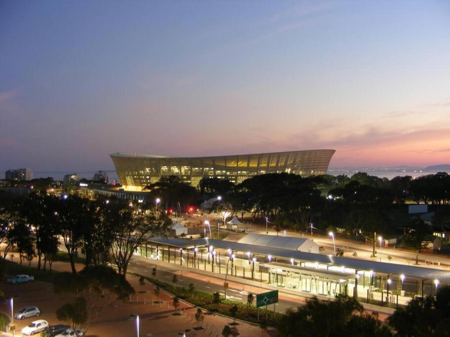 Luxury Apartment, Near V&A Waterfront And Cpt Stadium Cape Town Bagian luar foto